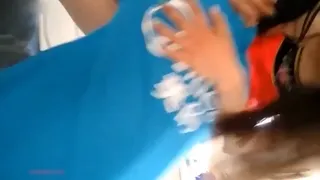 목소리가 달콤하고 몸매가 섬세하고 섹시하며 독거미 소녀가 찾아와 가전제품을 수리하는 고객센터를 집적거리며 주…
